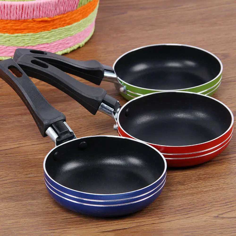 

Mini Fried Eggs Saucepan Small Frying Pan Flat Non-stick Cookware Roasting Pans (Random Color)