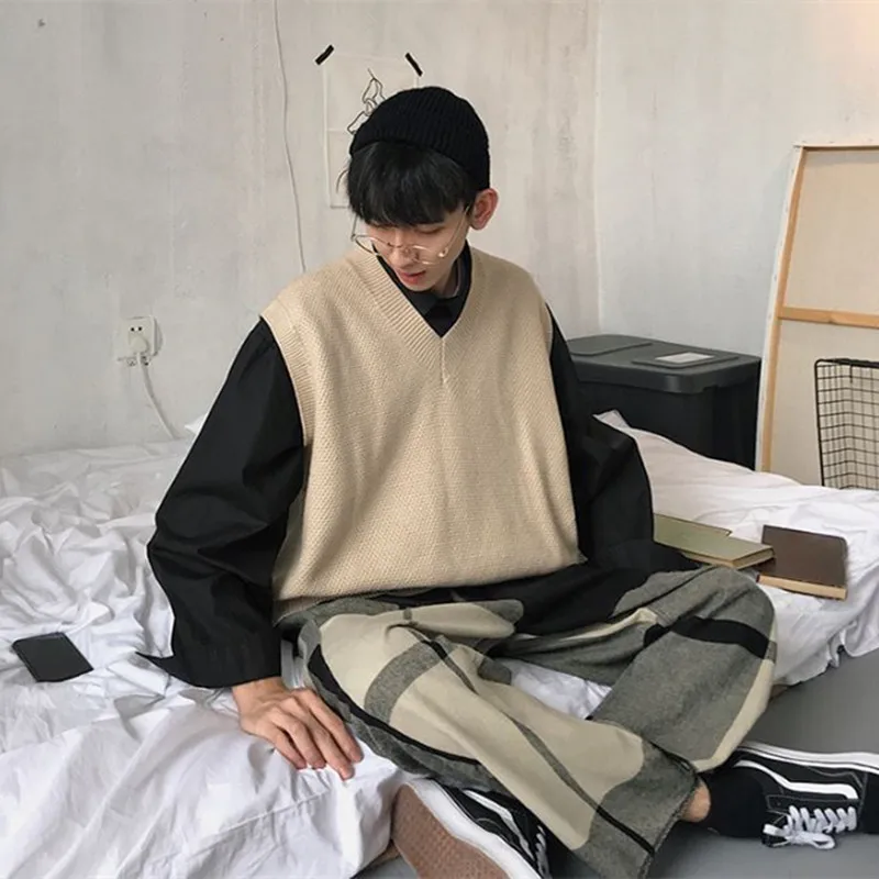 

Sweater Vest Men's 2020 Spring Autumn New V-neck Solid Color Loose Casual Pullover Sleeveless Sweater Men's Clothing XY5019