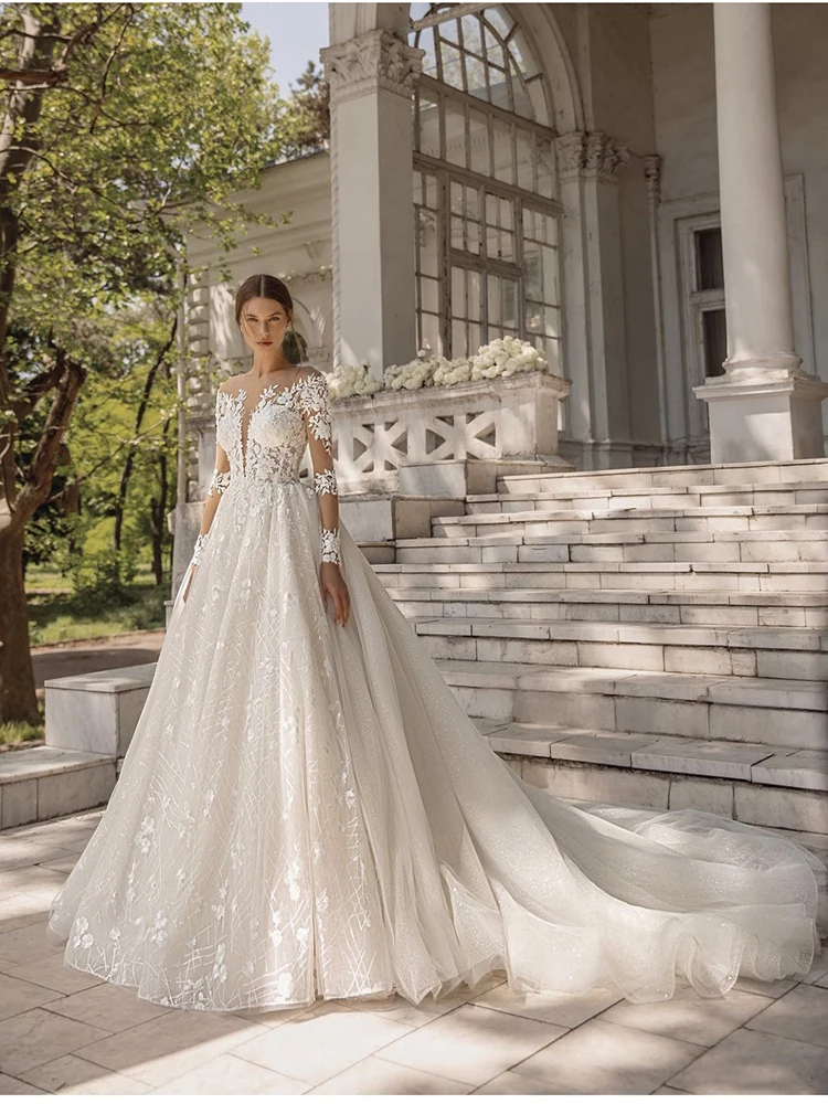 

Sexy Mermaid Wedding Dresses Lace With Embroidery Elegant Strapless PuThree Quarter custom madezipper formal Bride