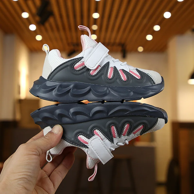 Кроссовки Детские на шнуровке дышащие сетчатые для детей обувь