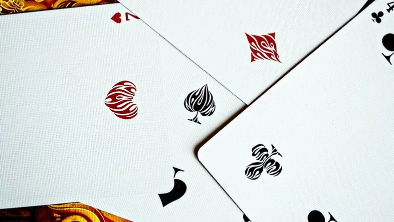 Ignite двухслойные Ellusionist сжигание игральные карты магические смешно огонь