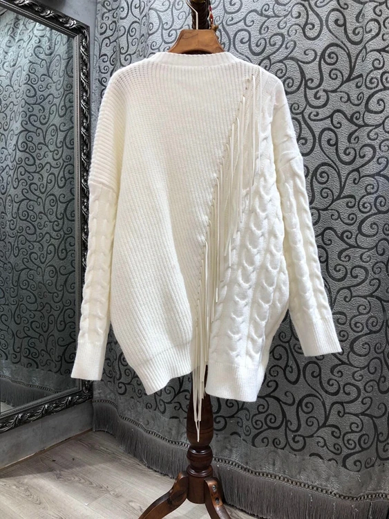 

Autumn / winter 2020 new women's round neck twist knitting tassel ribbon long sleeve loose sweater 1101