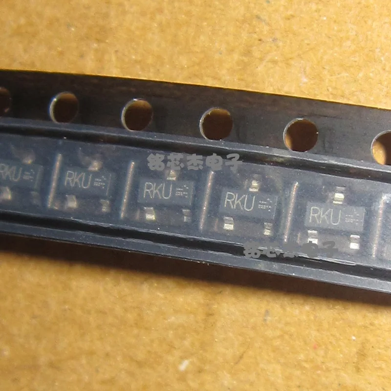 

RK7002BMT116 RK7002BM RK7002 2,5 V привод полевой эффект MOS трубка печатная RKU