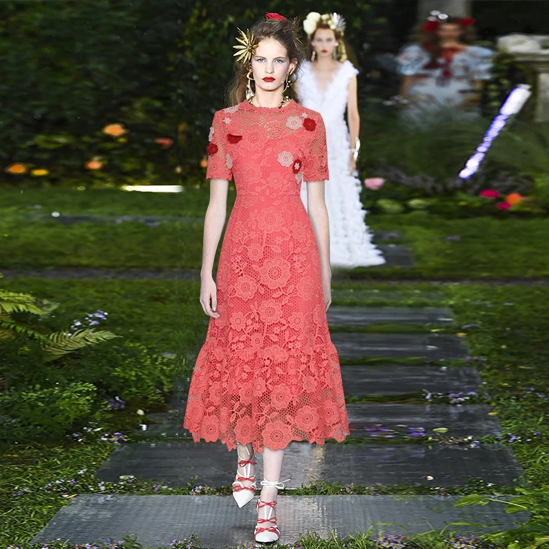 Женское платье в стиле принцессы ажурное с водорастворимым трехмерным цветочным