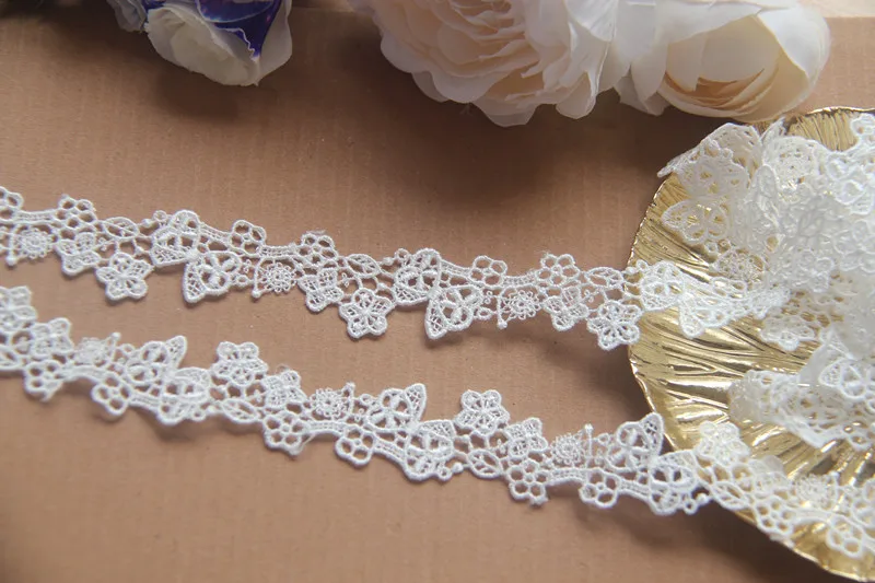 

12Yards 18mm Width Embroidery Lace Ribbon DIY Shirt Coat Collar Black White Flower Cuff Skirt Trim Hat Bouquet Accessories