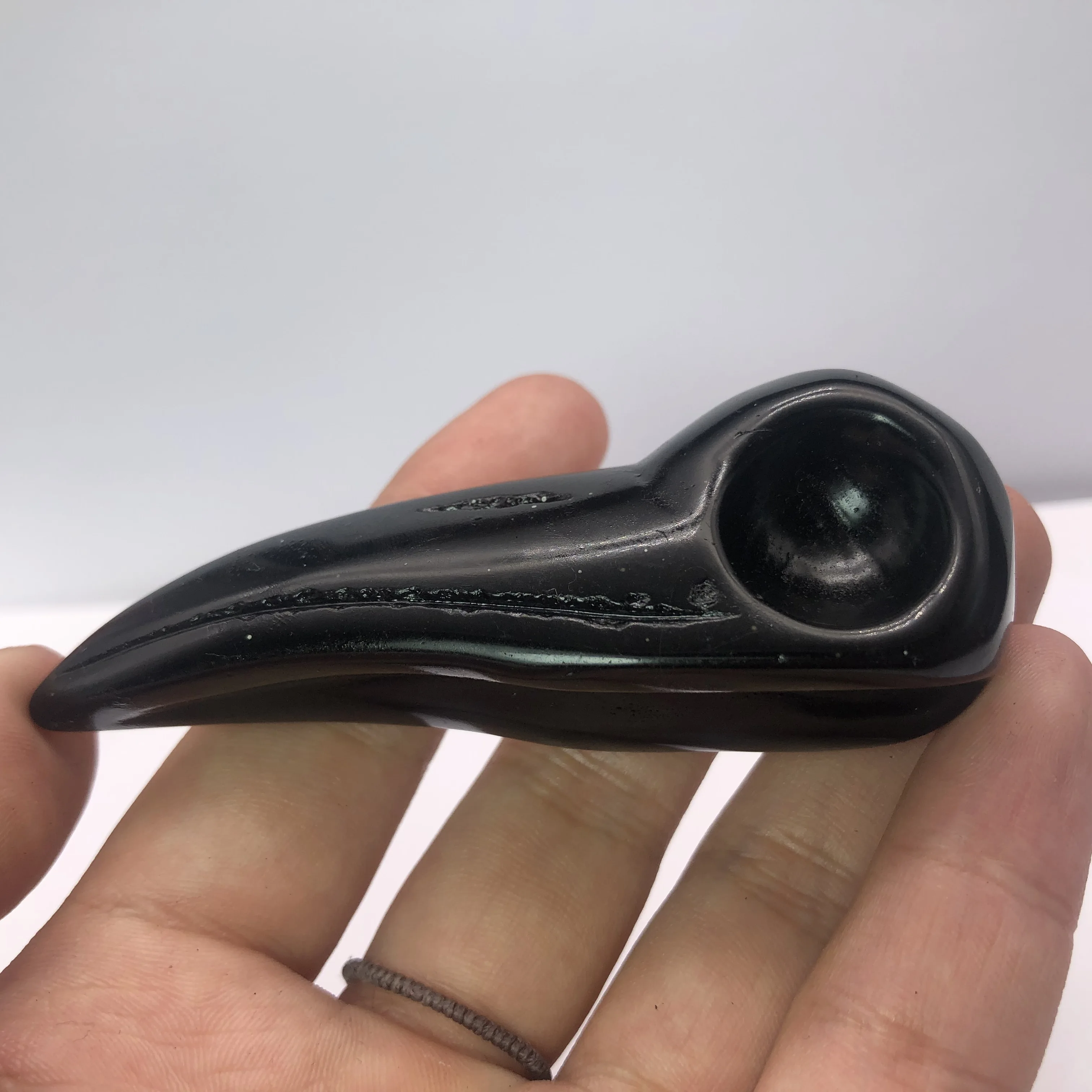 Природный вручную резной черный обсидиан Ворон череп минеральный кристалл