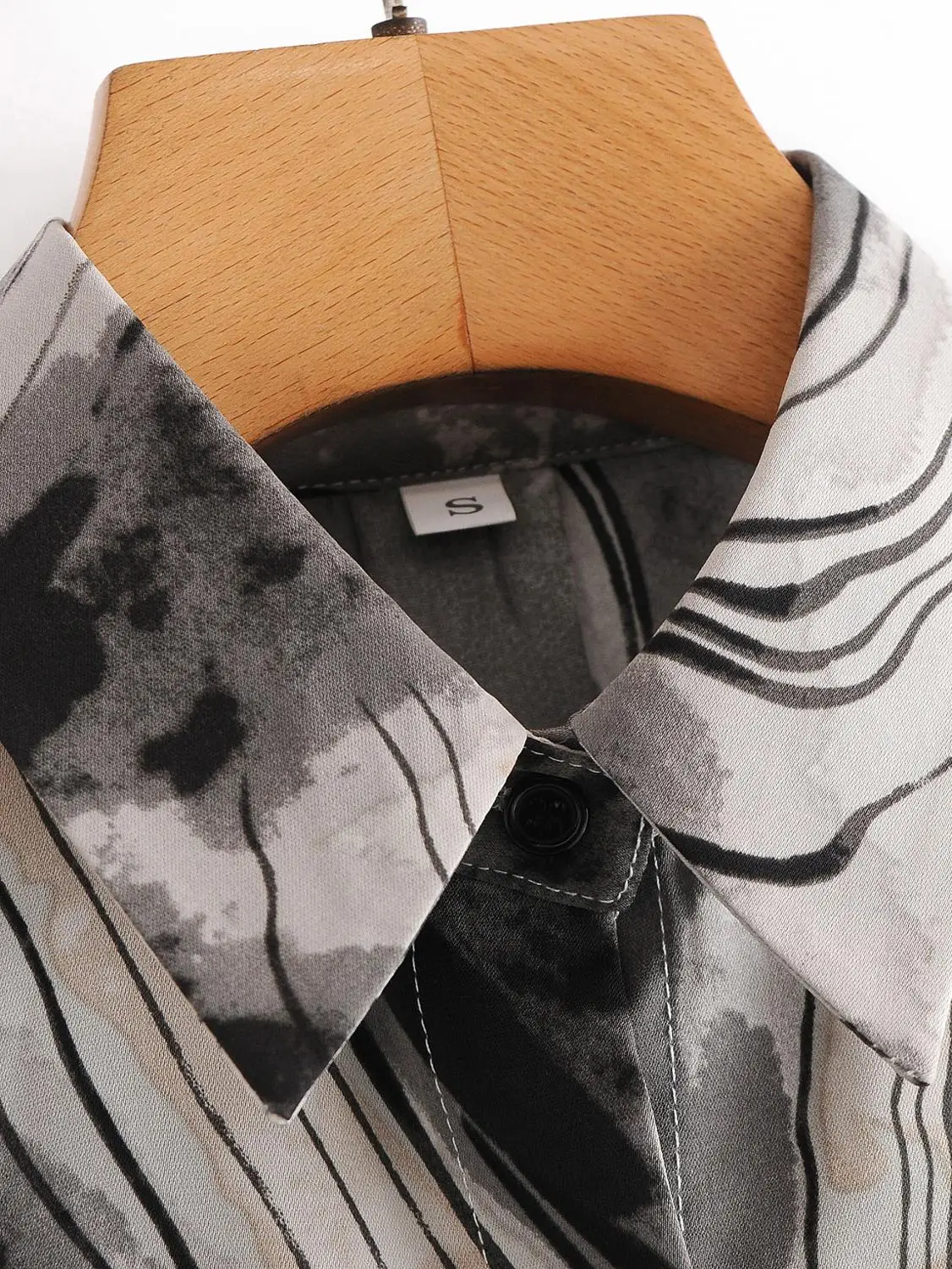 

2021 autumn new style women's shirt ink printing streetwear loose casual fashion elegant party all-match women's cotton top