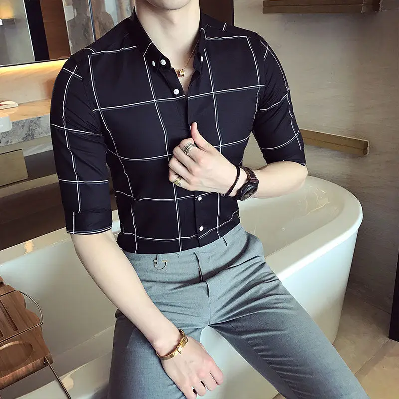 

Shirt men's short-sleeved Korean trend of self-cultivation summer men's casual plaid shirt handsome five-point sleeve shirt