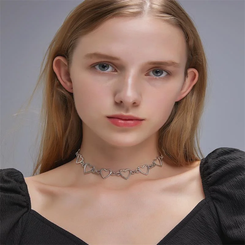 

Hallyu Harajuku Gothic Metal Hollow Heart Necklace Necklace Women's Egirl Party Cosplay Aesthetic Accessories Jewelry Wholesale