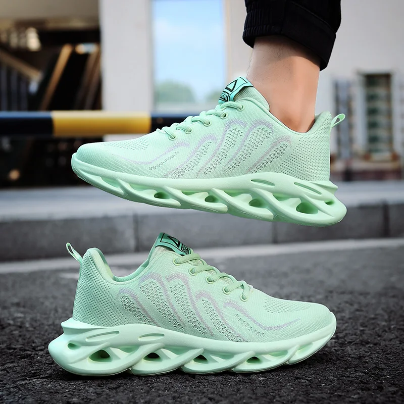 

2021 New Fashion Men's Mesh Breathable Sports Shoes Non-slip Soles Wear-resistant Fitness Comfortable Casual Shoes Size 39-46