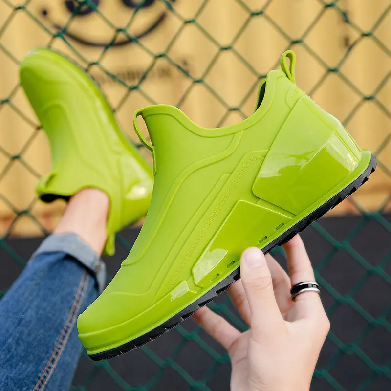 

2022 New Stylish Garden Boots Man Design Shoe Solid Color Waterproof Fishing Boots Chef Shoes Kitchen Work Ankle Boots Galoshes