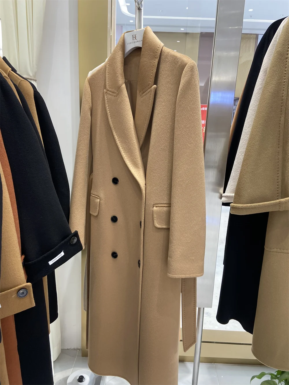 

Women Winter Coat Wool 2019 New Double breasted cashmere Vintage Elegant jacket Fashion Outerwear White X-Long Coat Female