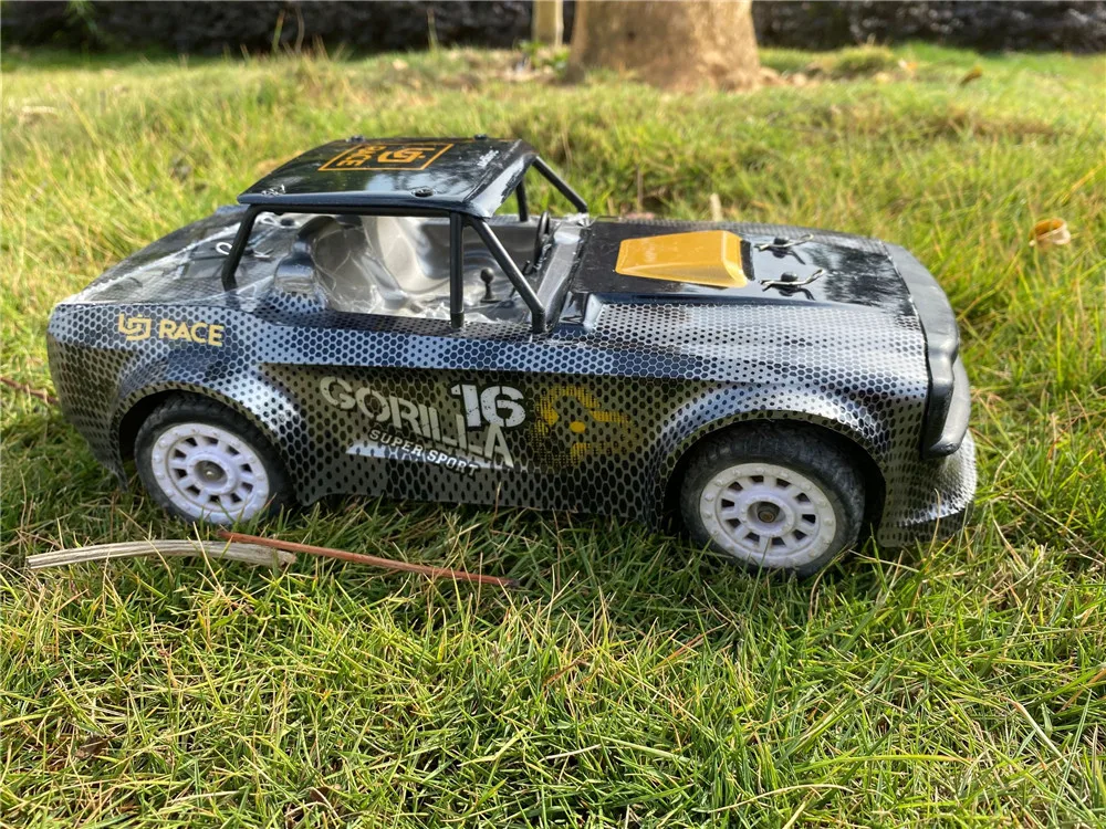 

Newest SG1604 1601 1603 1/16 RC Car 2.4G 4WD Electirc Drift Car 30km/h with LED Light On-Road Proportional Control Vehicles RTR