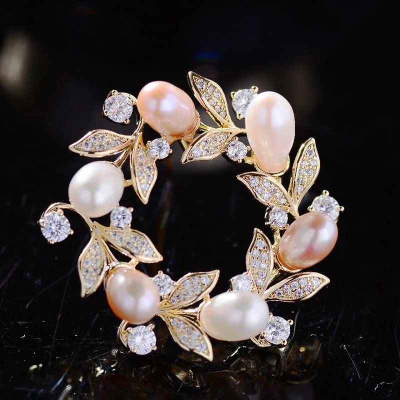 

OKILY Gorgeous Freshwater Pearls Circle Brooches for Women Weddings Party Brooch Pins Gifts Classical Wreath Broochpins Jewelry