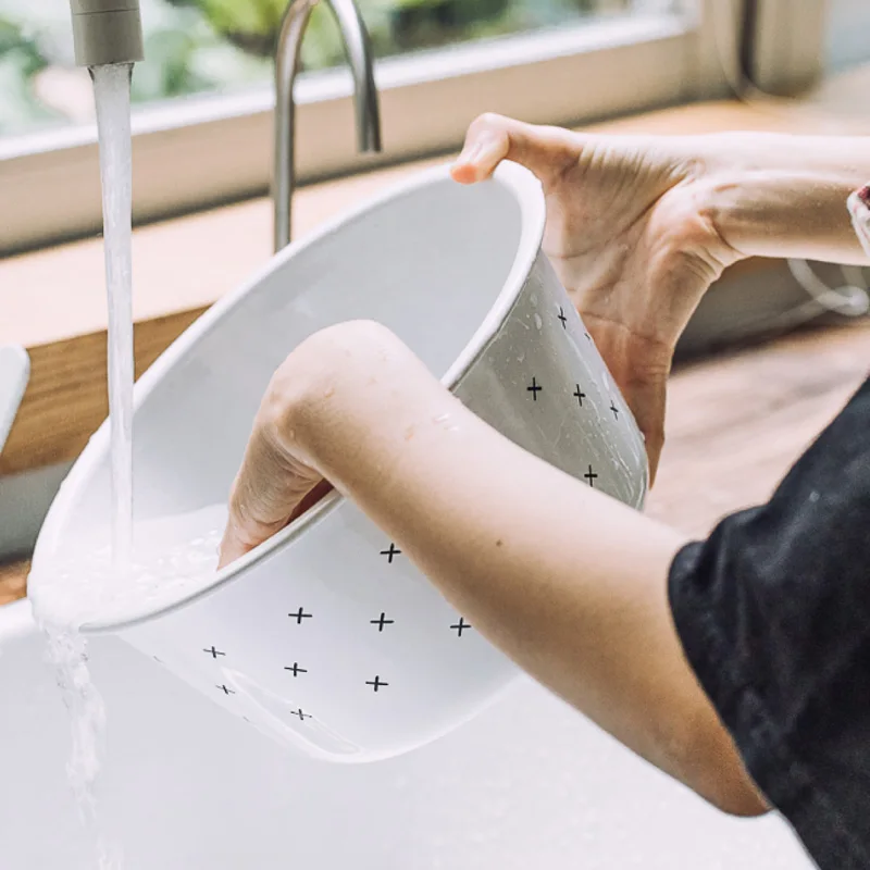 

JINSERTA Vintage Enamel Bowl Dish Thickened Large Capacity Salad Basin Home Kitchen Restaurant Refrigerator Food Container