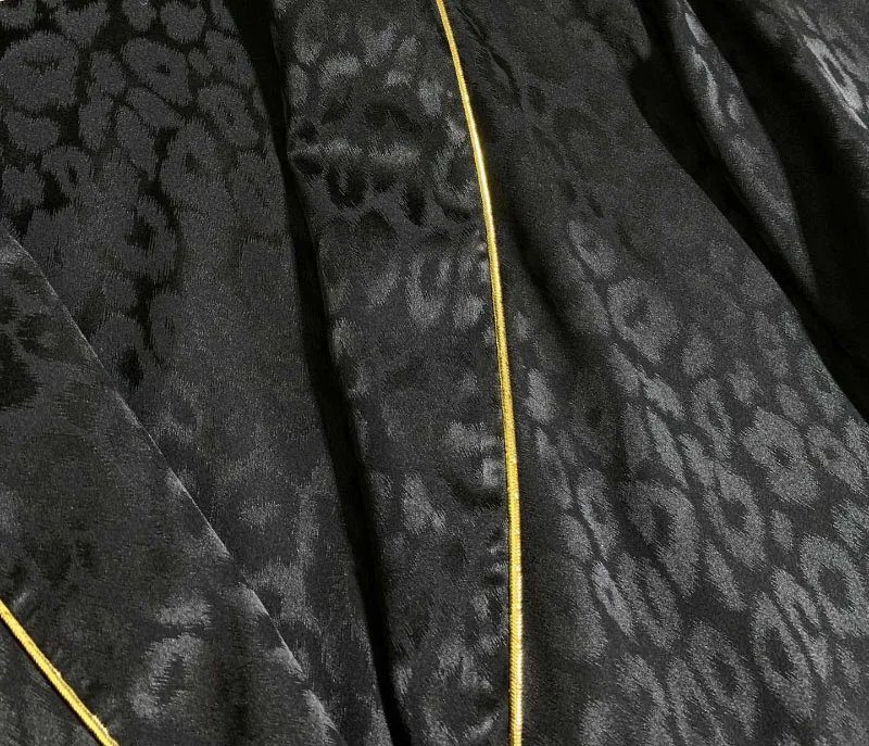 Длинная Пижама с леопардовым принтом черная шелковая рубашка пальто желтыми