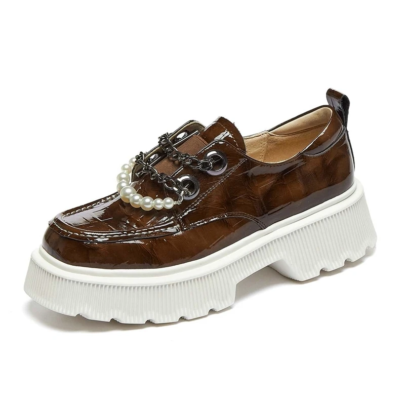 Женские туфли лодочки из натуральной кожи на Высоком толстом каблуке с цепочкой