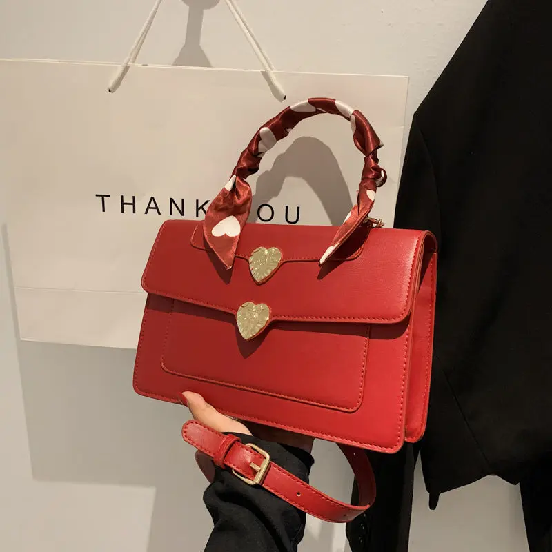 

Новинка 2020, женская сумка для ноутбука, жемчужная сумка для невесты, Рекомендуемая модная Наклонная Сумка через плечо joker, сумка на одно плеч...