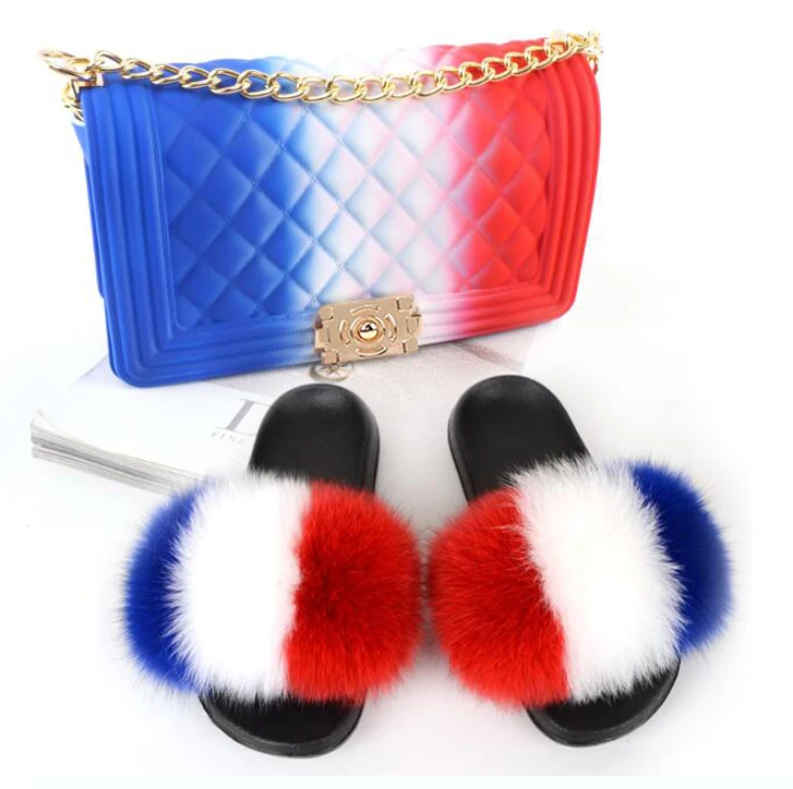 Меховые шлепанцы без задника с открытыми пальцами и сумочка в комплекте Комплект