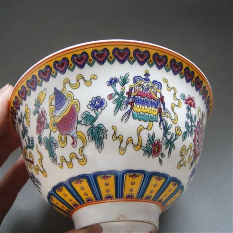 

Chinese Jingdezhen Fencai painting lucky flower bowl