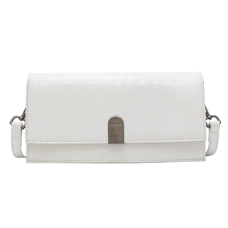 

Simple foreign style women's bag summer new fashion Joker messenger bag ins net red baguette bag