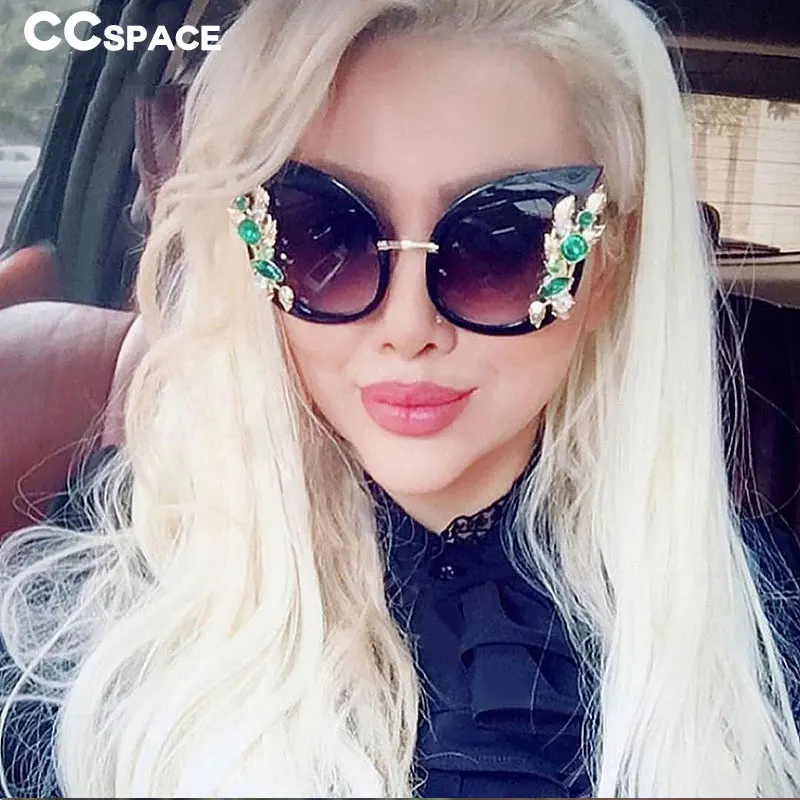 Женские солнцезащитные очки кошачий глаз большие с зелеными кристаллами и