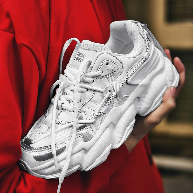 spesifikasi Sepatu Kasual Pria Bersirkulasi Gaya Jalan Penambah Tinggi 2021 Sneakers Chunky Pria Dewasa Jaring Musim Panas Mode