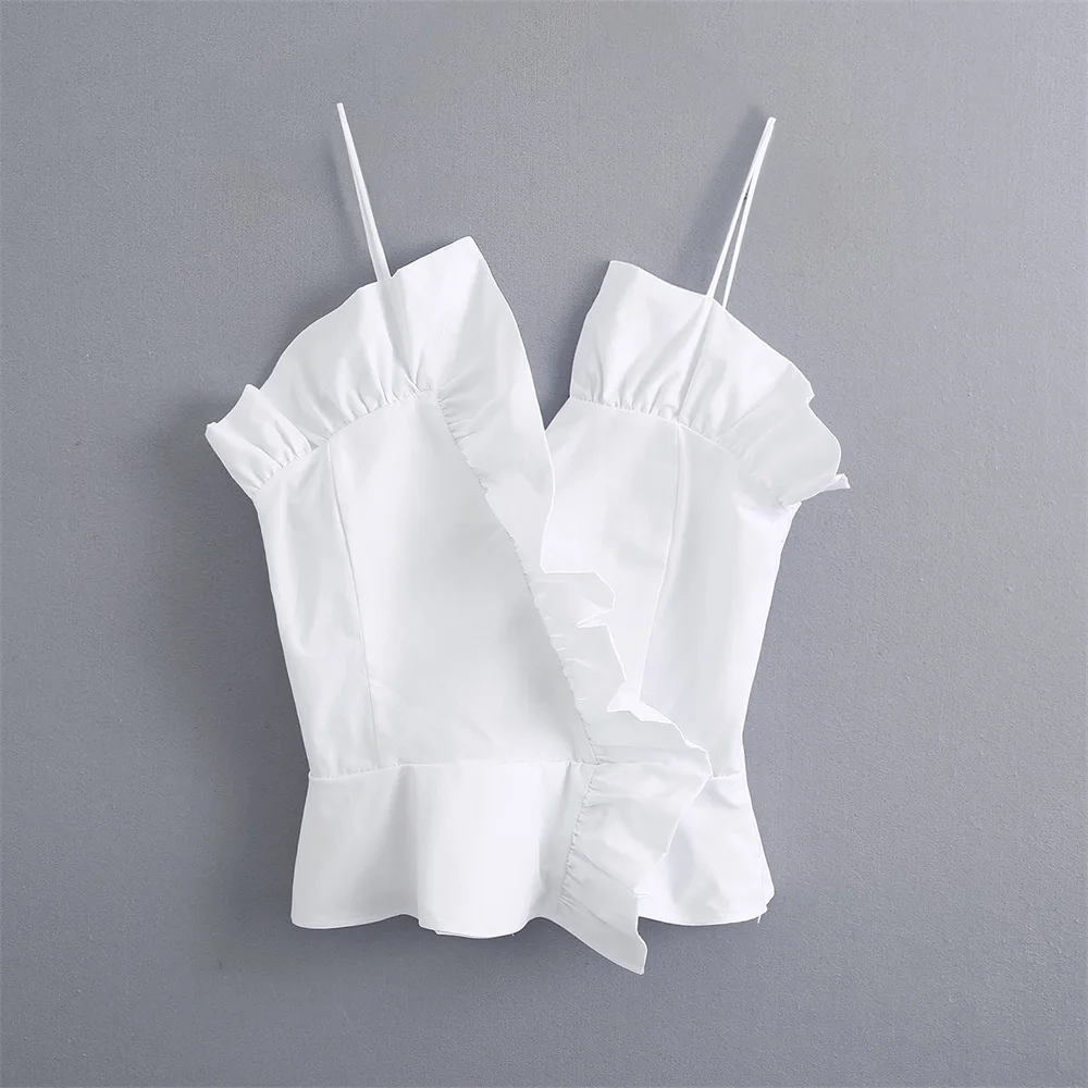 Женская рубашка на бретельках белая приталенная из поплина с V-образным вырезом и