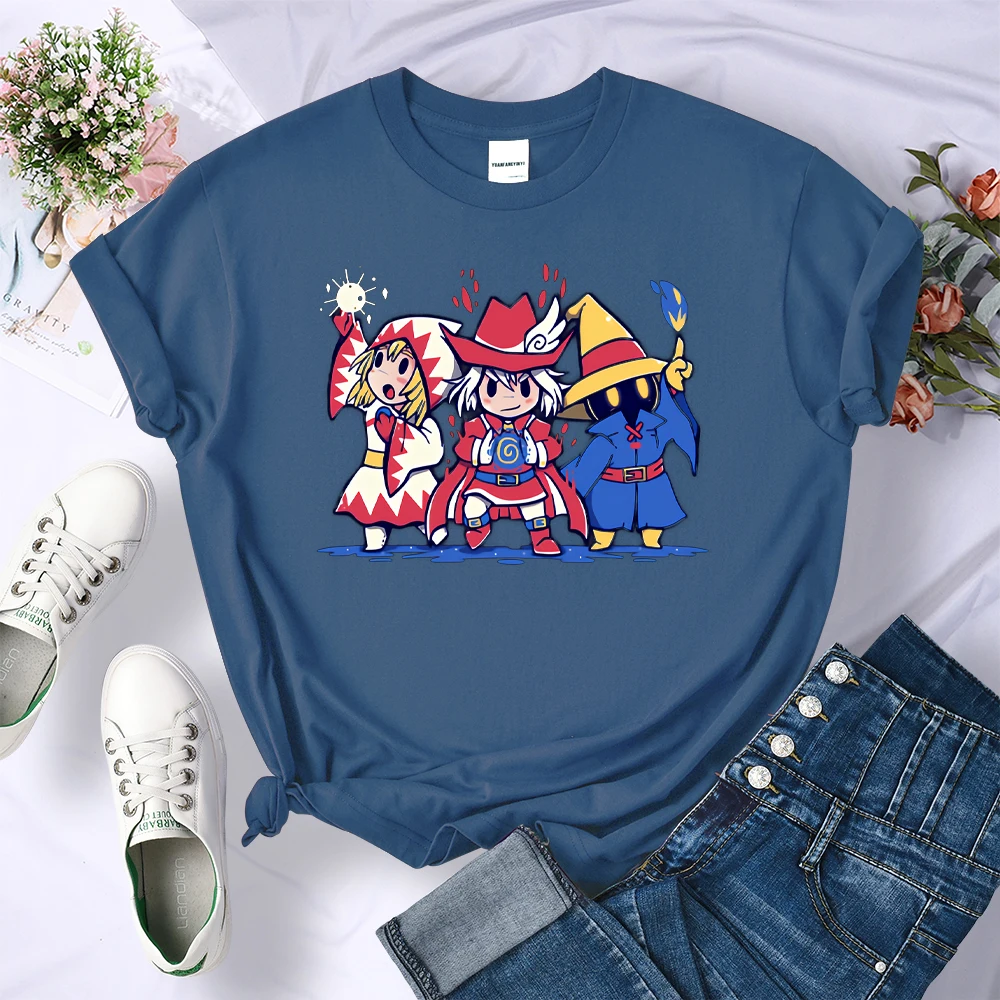 

Женская футболка с принтом трех магов, свободная летняя футболка большого размера, модная футболка с изящным аниме принтом, винтажная женск...