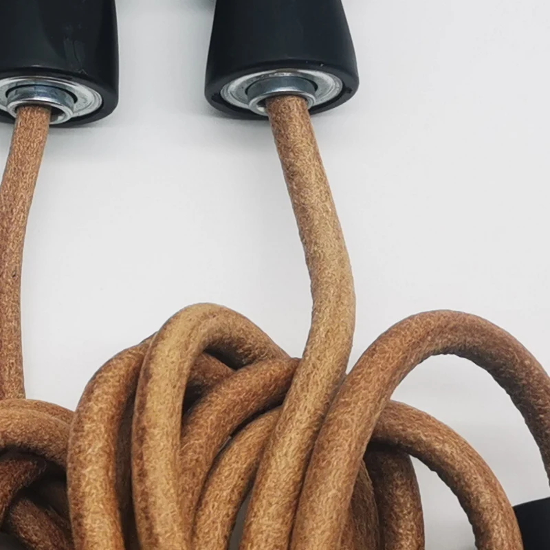 

i would like to choose a cowhide leather rope skip jump rope thanks -- JR015