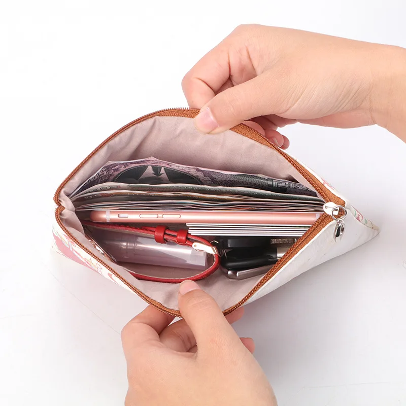 

Printed Canvas Ladies Coin Purse Fresh and Fashionable Casual Mobile Phone Cosmetic Storage Bag Square Ladies Clutch 2021 New