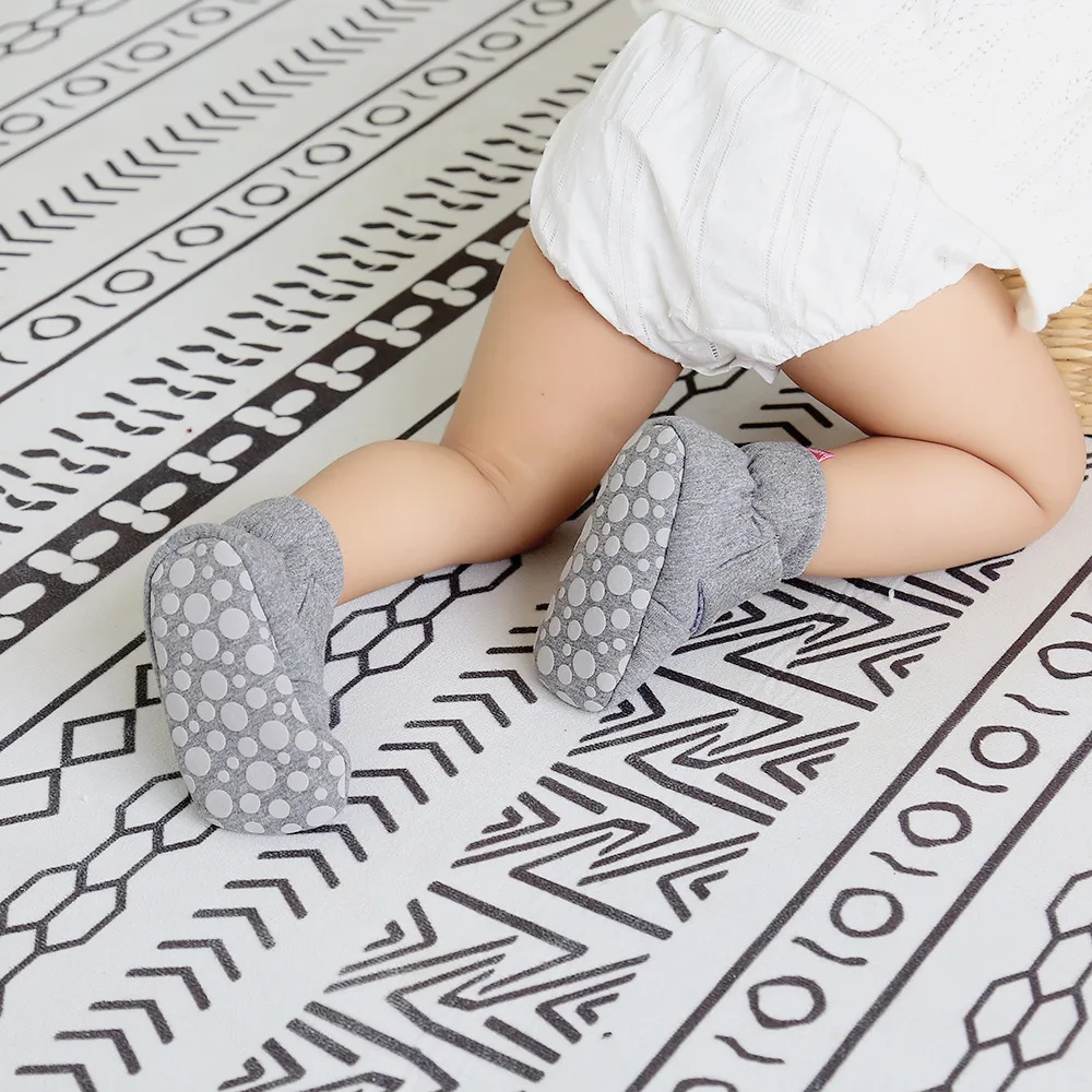 Осенняя обувь для новорожденных девочек и хлопковая на мягкой подошве мальчиков