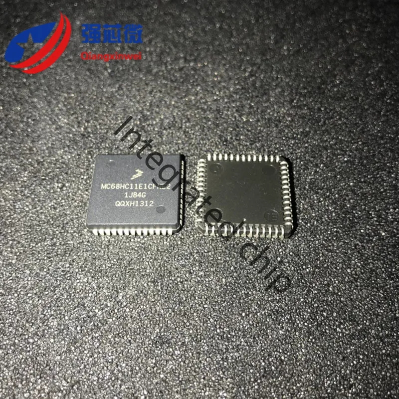 Интегральный чип MC68HC11E1CFNE2 MC68HC11E1CFN MC68HC11|Центральные процессоры| |