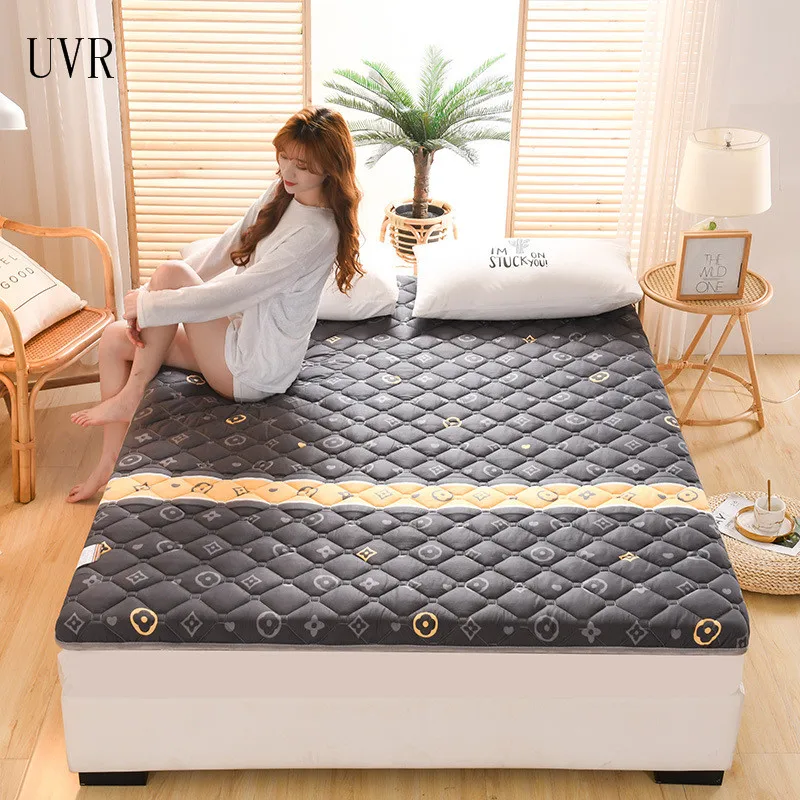 UVR Cartoon Mattress Two-sided Experience Tatami Thickened And Foldable Bed Cushion Have Intimate Bandage Dormitory | Мебель