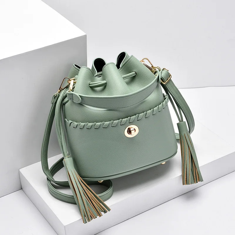 

New Woman Shoulder Bag Fashionable Simple Chain Messenger Bag High Quality Luxury Designer Handbag 2021 New Female Underarm Bag