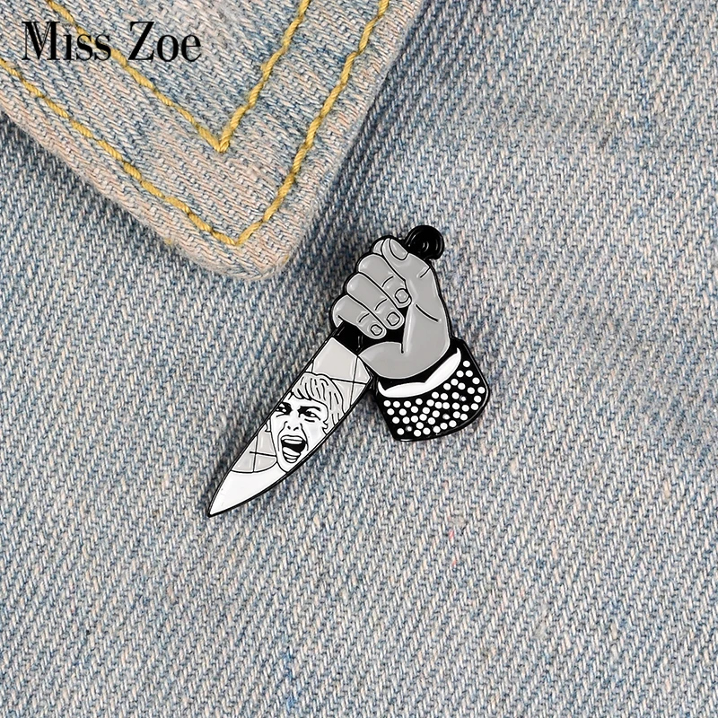 Кинжал Ножи эмали штырь лоли убийства броши для рубашка лацкан рюкзак в стиле