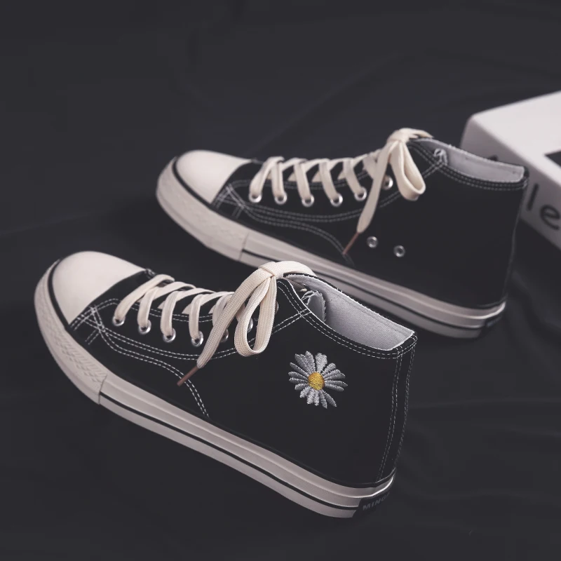 

New 2020 Fashion Lovers Shoes Men High top Canvas Shoes Breathable Cloth Fashion Men's Casual Shoes Male Black Plus Size 35-44
