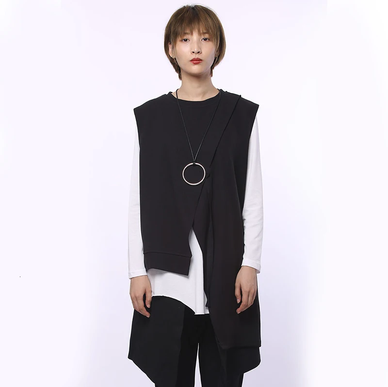 

[EAM] Women Black Asymmetrical Split Two Piece T-shirt New Round Neck Long Sleeve Fashion Tide Spring Autumn 2021 1D192