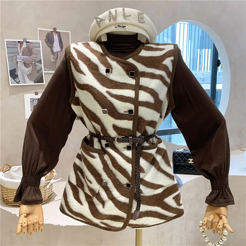 

New Women's Clothing 2021 Autumn Winter leopard print lace up Woolen vest coat + high collar bottomed shirt two-piece set