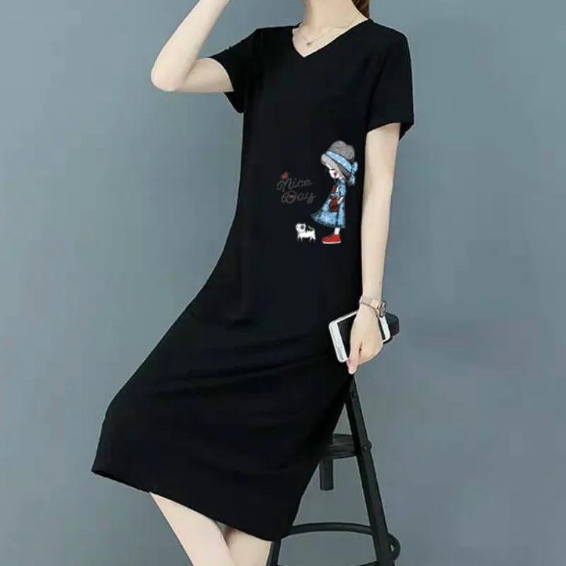 

Summer Cartoon Woman Simple Dress Casual V-neck Short Sleeve Mid-Calf Black Dresses Cute Sweet Print Slim A-Line Vestidos Female