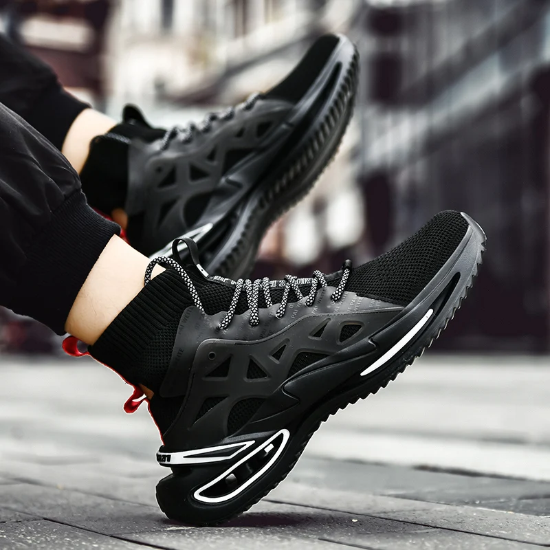 

Men's Running Shoes, Light and Breathable Sports Shoes, with Thick Cushions, for Outdoor Walking and Sports