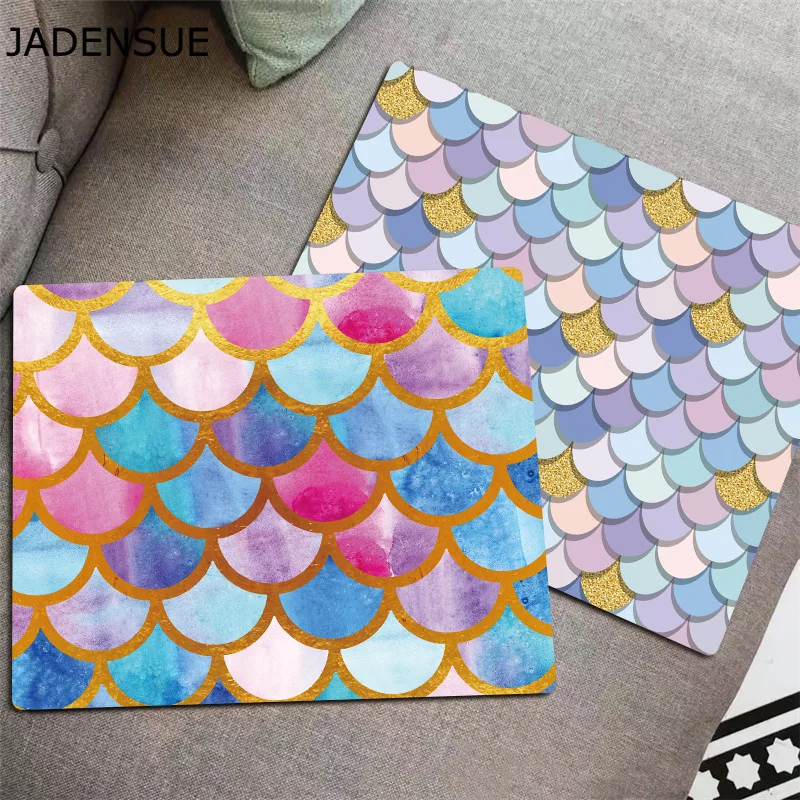 

Dream Fish Scales Desgin Cute Mouse Pad Laptop Mouse Mat Deskpad Square Kawaii Desk Mats for Office PC Computer Keyboard Pad