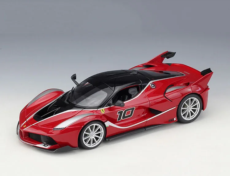 Bburago литая под давлением модель спортивного автомобиля FXX K EVO 1:18 из металлического сплава Высокая симуляция автомобилей с базой Игрушки для мальчиков подарки для мальчиков