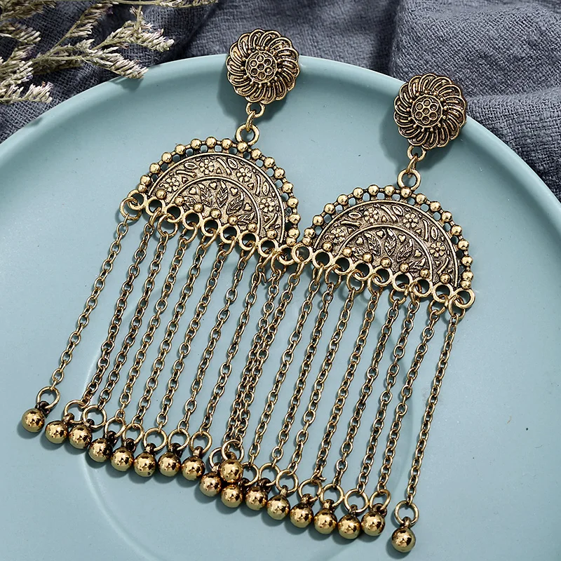 Женские классические серьги подвески с кисточками длинные большого размера в