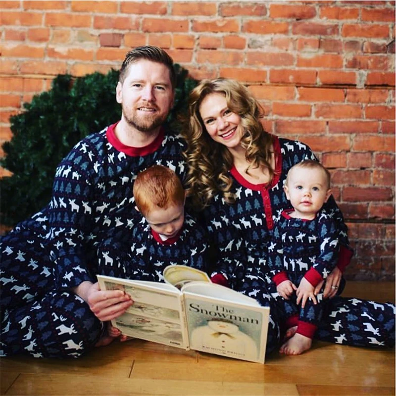2020 Family Matching Christmas Pajamas Sets New Year's Mom and Dad Baby Kid Clothes Print Family Outfits Sleepwear Nightwear