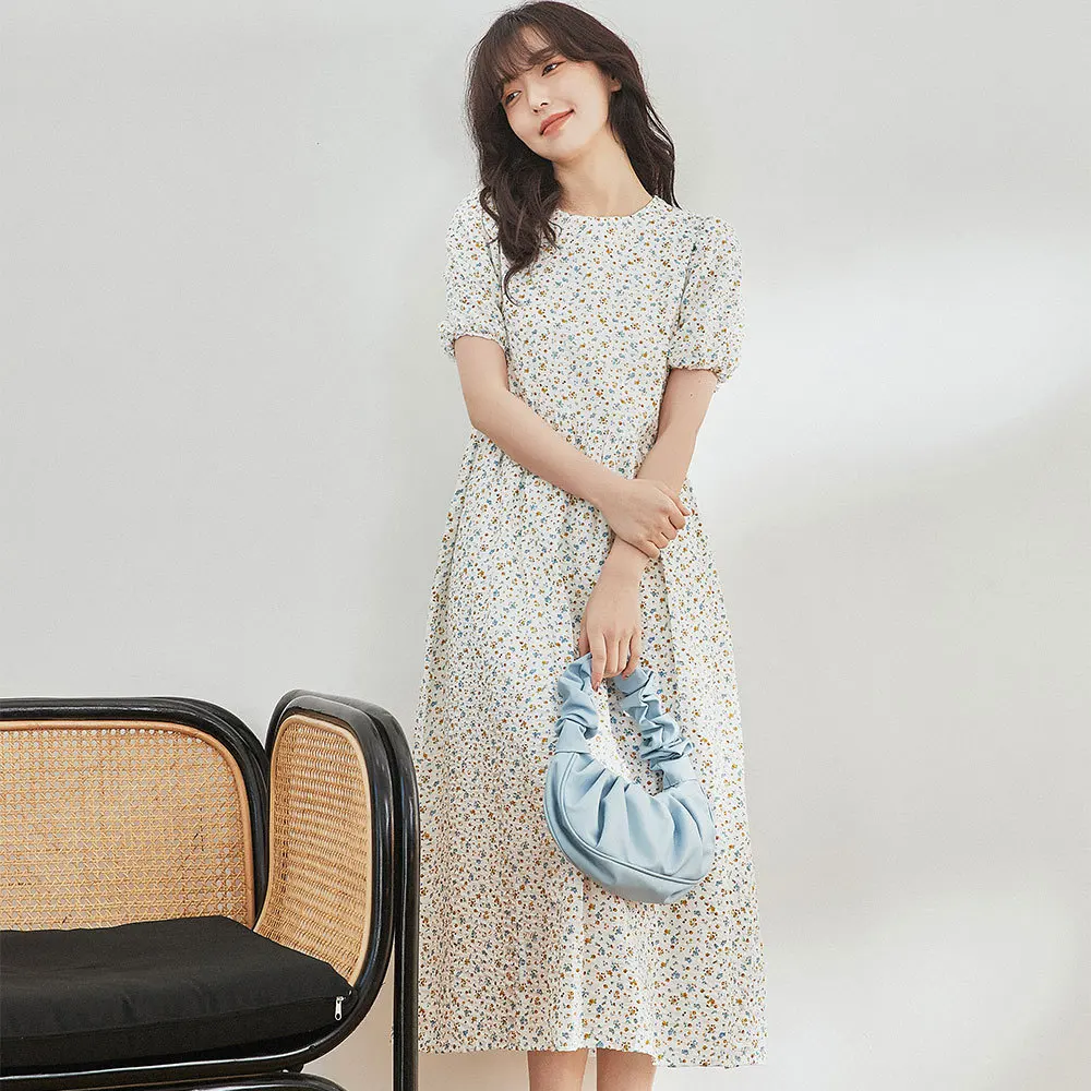 

Rongtai 2021 spring and summer new idyllic style small fresh broken flower round neck sweet lovely cotton bubble sleeve dress