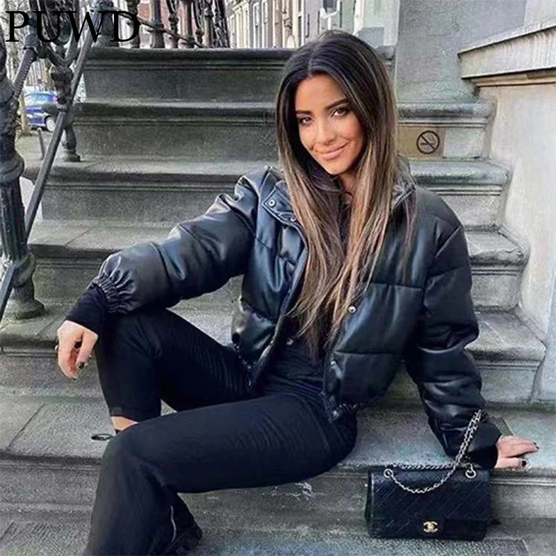 Парка женская из искусственной кожи с высокой талией белая зимняя 2021 | Женская