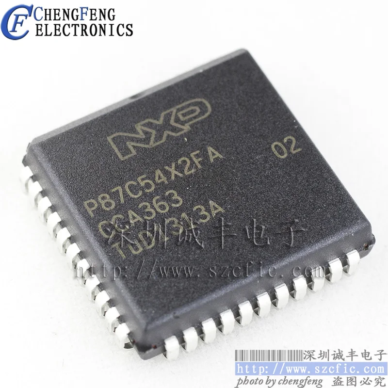 

5pieces P87C54X2FA PLCC MCU