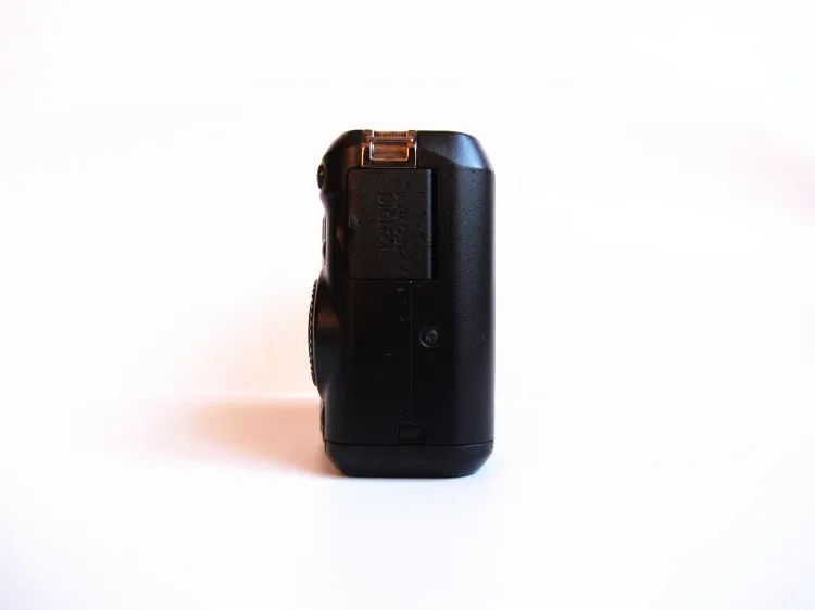 Б/у CANON POWERSHOT G9 CCD 6x оптический/4x цифровой/24x комбинированный зум 7 4-44 4 мм f/2 8-4 8 |