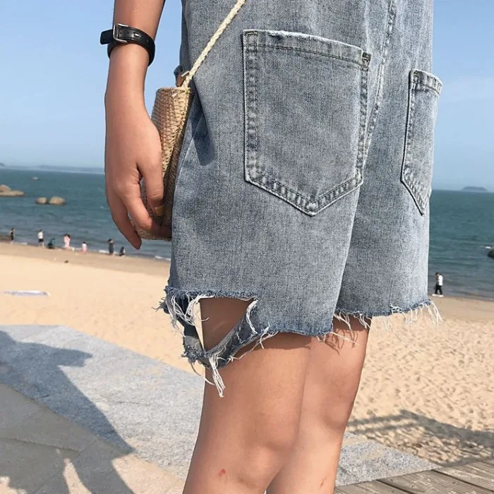 

Spring 2021 Korean Style New Internet Celebrity Student Younger Denim Suspender Pants Women's Versatile Slimming Holes Wide Leg